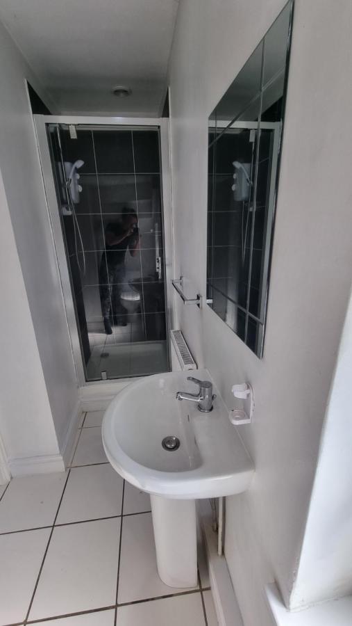 En Suite Room With Kitchen Facilities Nottingham Esterno foto